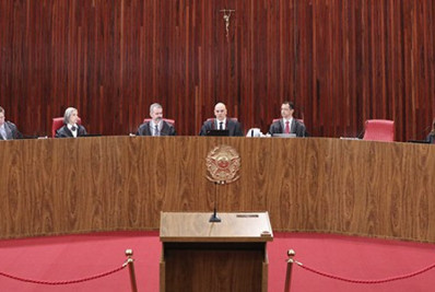 Pela primeira vez, TSE tem duas ministras negras em sessão plenária