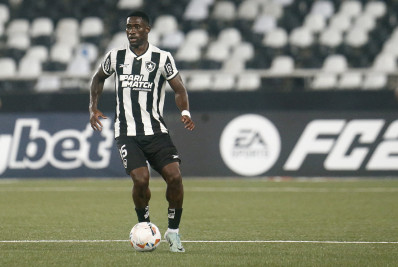 Zagueiro do Botafogo, Bastos não sofre dribles há seis jogos