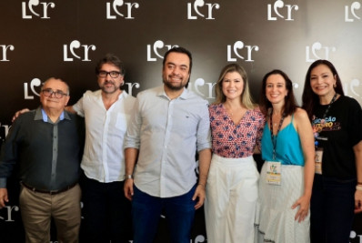 Governador Cláudio Castro visita feira literária em Duque de Caxias