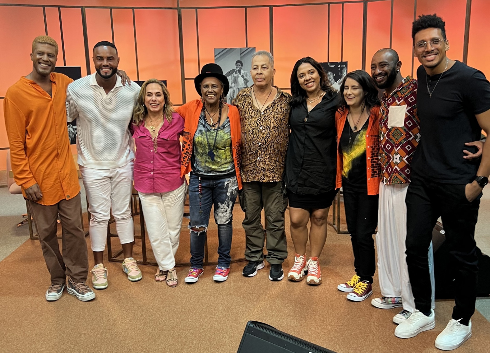 Sem Censura homenageia Sandra Sá nesta sexta - Divulgação