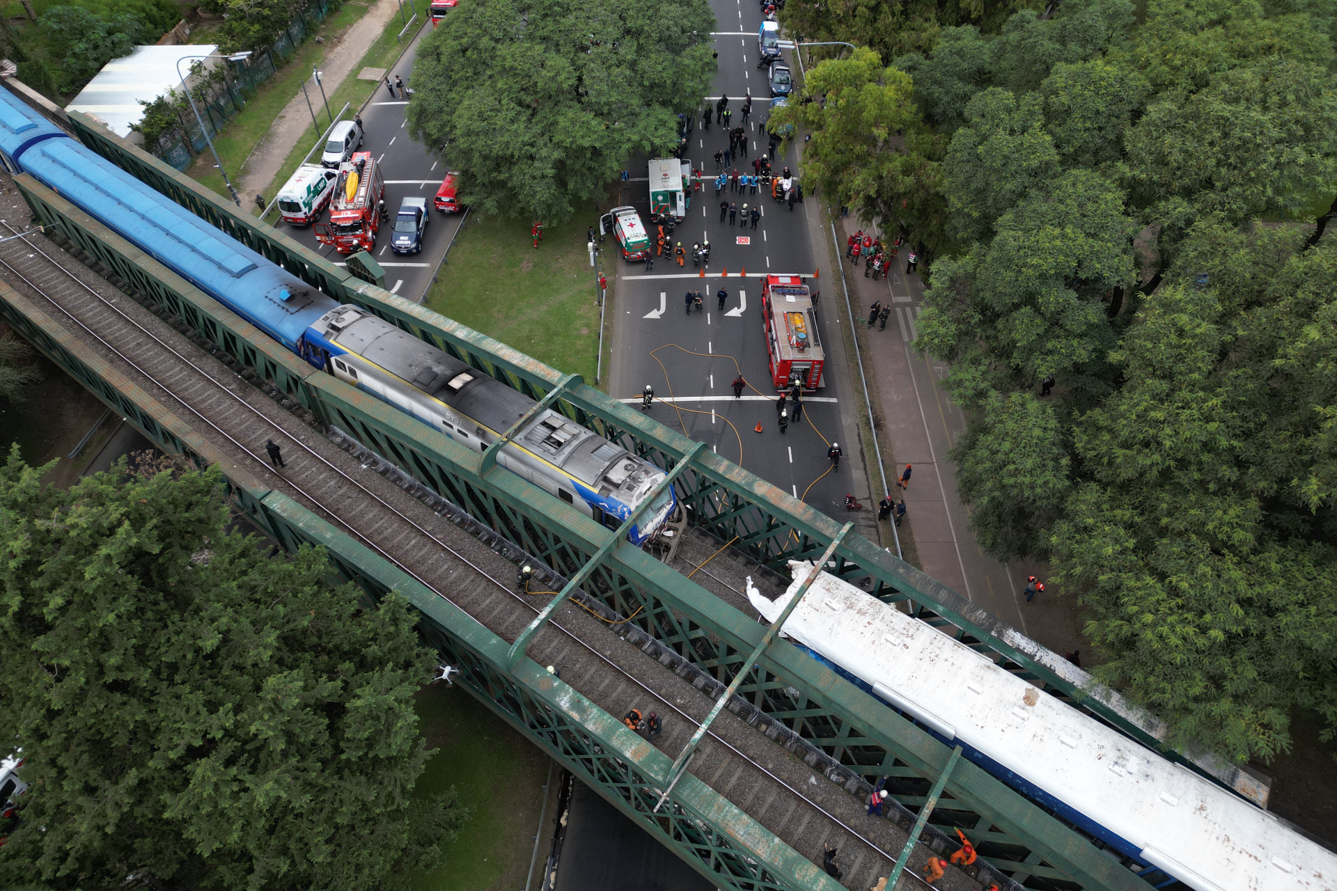 Dois três colidaram nesta sexta-feira (10) em Buenos Aires, na Argentina - STR / AFP