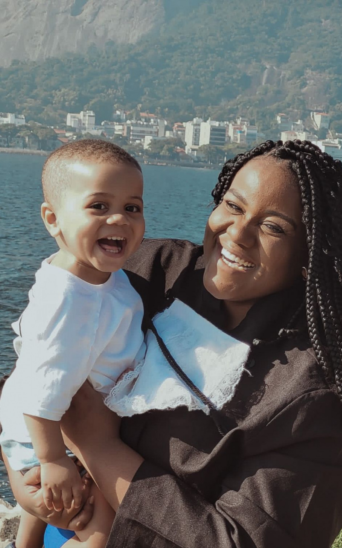 Thayn&aacute; Souza da Silva, de 27 anos, &eacute; m&atilde;e do Levi, de 2 anos - Acervo pessoal