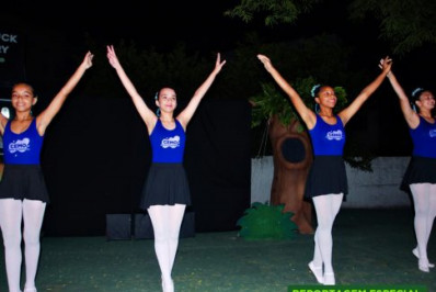Iguaba celebra Dia das Mães com ballet na Praça Edyla Pinheiro