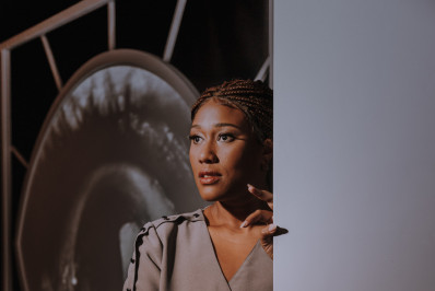 Peça 'Pequeno Manual Antirracista' estreia no Rio