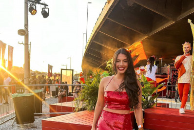 Ex-BBB Fernanda conta como lida com pressão estética e admite desconforto ao usar biquíni