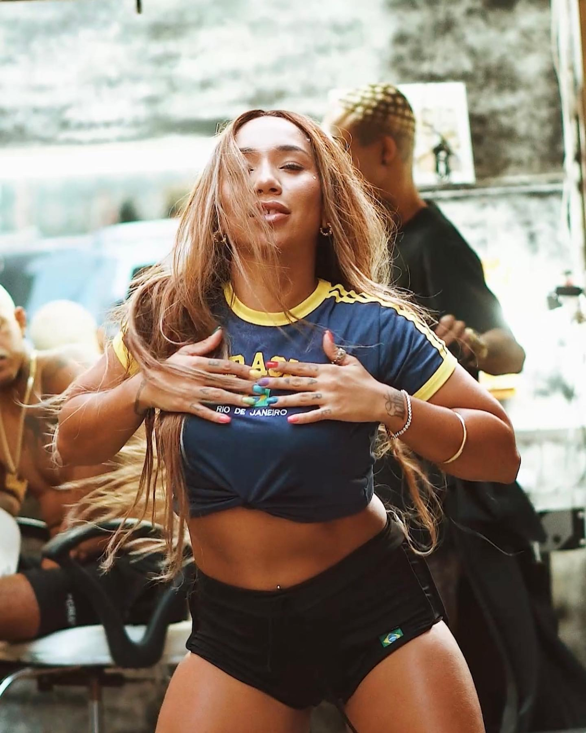 Aline Maia faz sucesso com o funk - Arquivo Pessoal