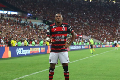 Flamengo encaminha venda de Lorran ao CSKA, da Rússia