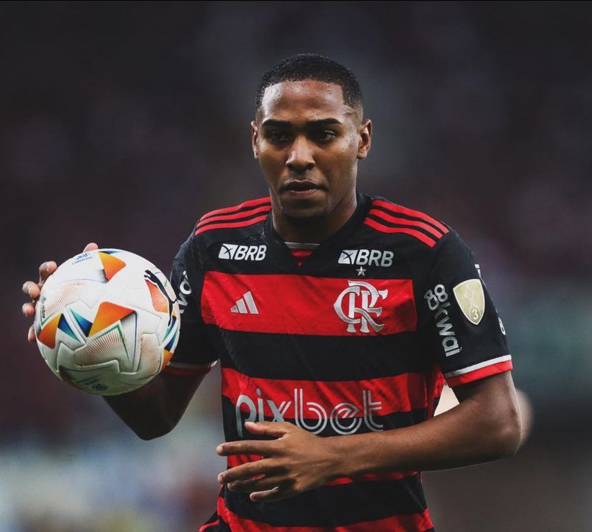 Lorran &eacute; cria do Flamengo - Reprodu&ccedil;&atilde;o/Instagram @lorranlucas10