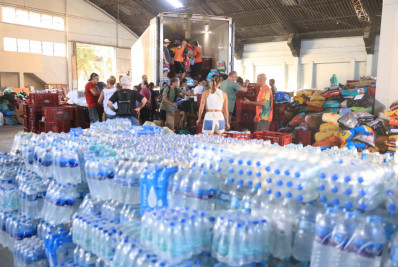 Defesa Civil se une à loja Eskimó e recolhe doações para o Rio Grande do Sul