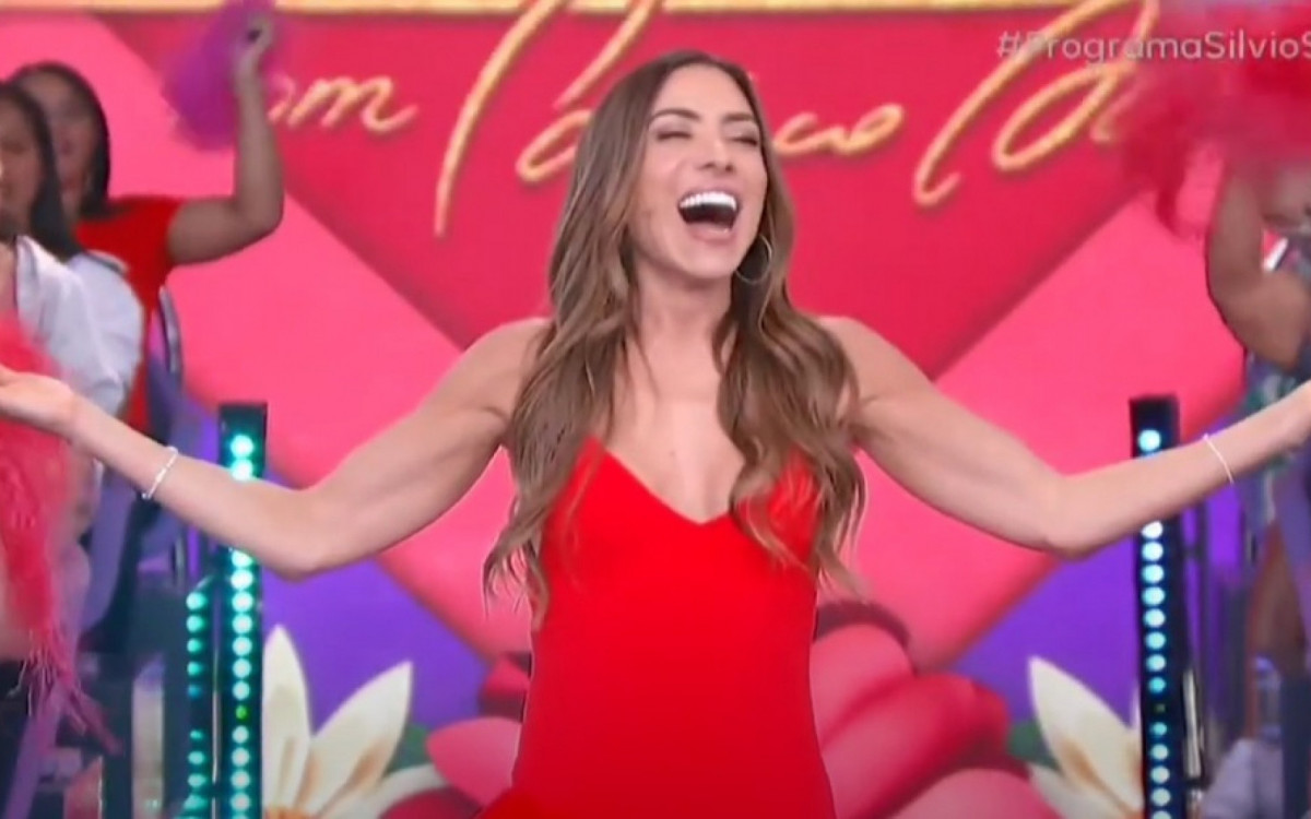 Patricia Abravanel comanda o 'Programa Silvio Santos', do SBT - Reprodução de vídeo