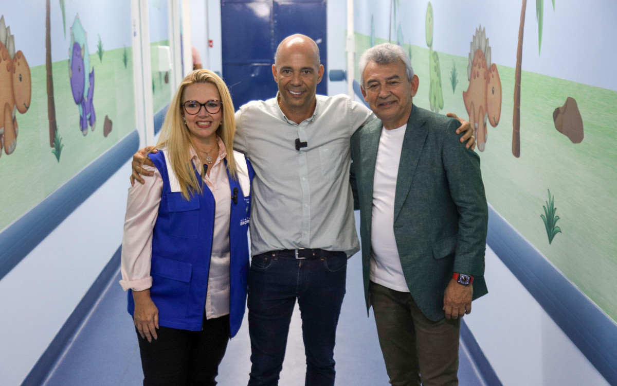 O prefeito Dr. João Ferreira Neto levou a secretária estadual de Saúde Cláudia Mello e o deputado Valdecy da Saúde para conhecer as instalações da unidade