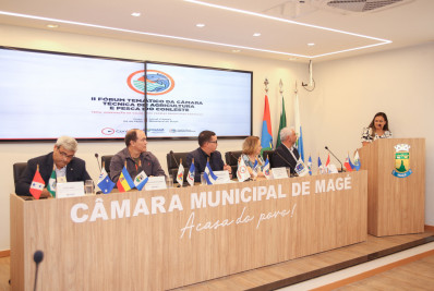 Magé sedia II Fórum temático da Câmara de Agricultura e Pesca do Conleste