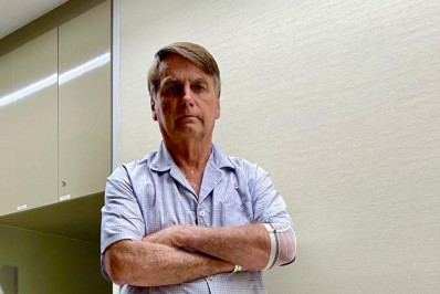 Jair Bolsonaro tem 'melhora gradativa', mas segue sem previsão de alta, diz boletim médico