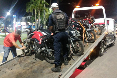 Guarda Municipal e Polícia Militar apreendem seis motocicletas em Ponta Negra