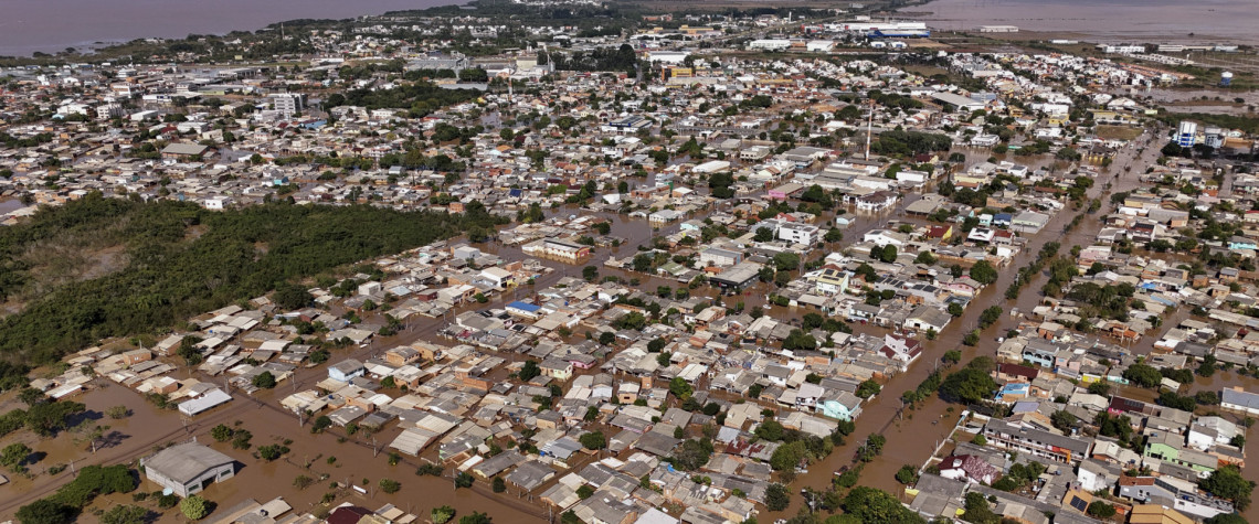 Vista aérea das enchentes em Eldorado do Sul, no RS - AFP