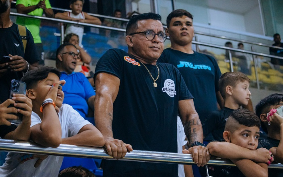 Alcenor comanda equipe em Salvador