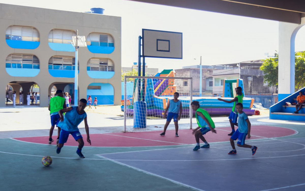 O Projeto Inspiração leva diversas atividades esportivas e culturais gratuitas às escolas municipais