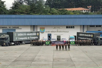 Caminhões levam 200 toneladas de doações para vítimas das chuvas no RS