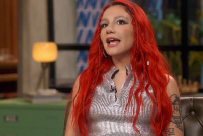 Priscilla se derrete pelo namorado e afirma: 'Me faz querer construir família'