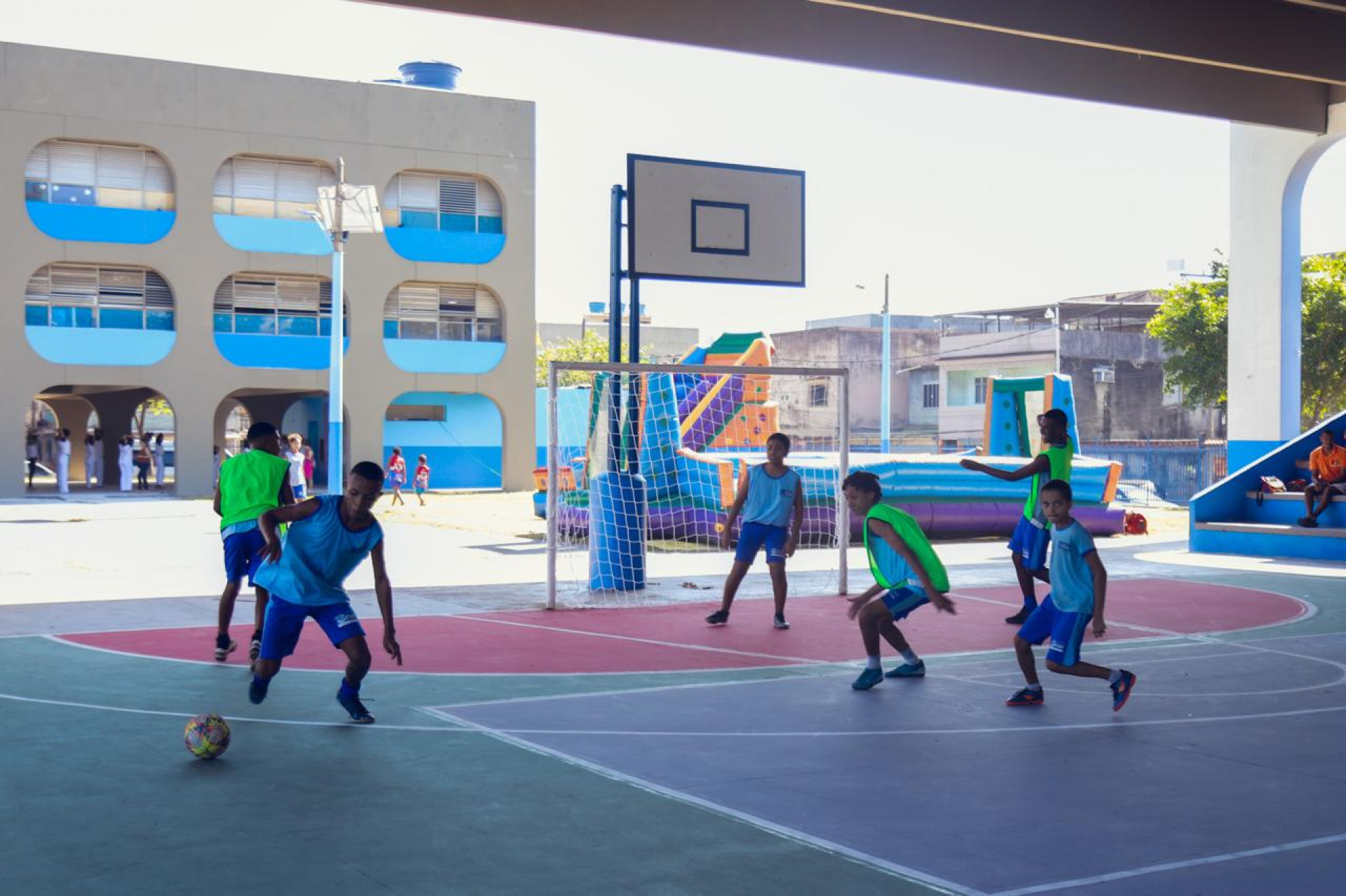 O Projeto Inspira&ccedil;&atilde;o leva diversas atividades esportivas e culturais gratuitas &agrave;s escolas municipais - Divulga&ccedil;&atilde;o