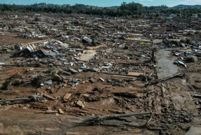 'De muitas casas, não sobrou um único tijolo': destruição em Cruzeiro do Sul levou até alicerces