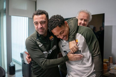 Xavi justifica pouca utilização de Vitor Roque no Barcelona: 'Jogador em formação'