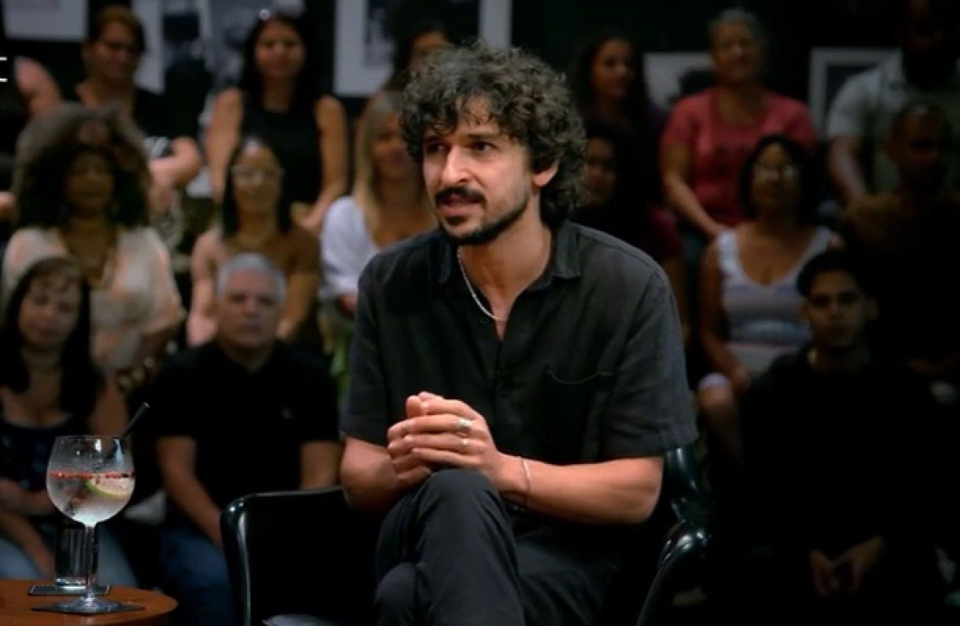 Ravel Andrade participa do 'Que História é Essa Porchat' - Reprodução de vídeo / GNT