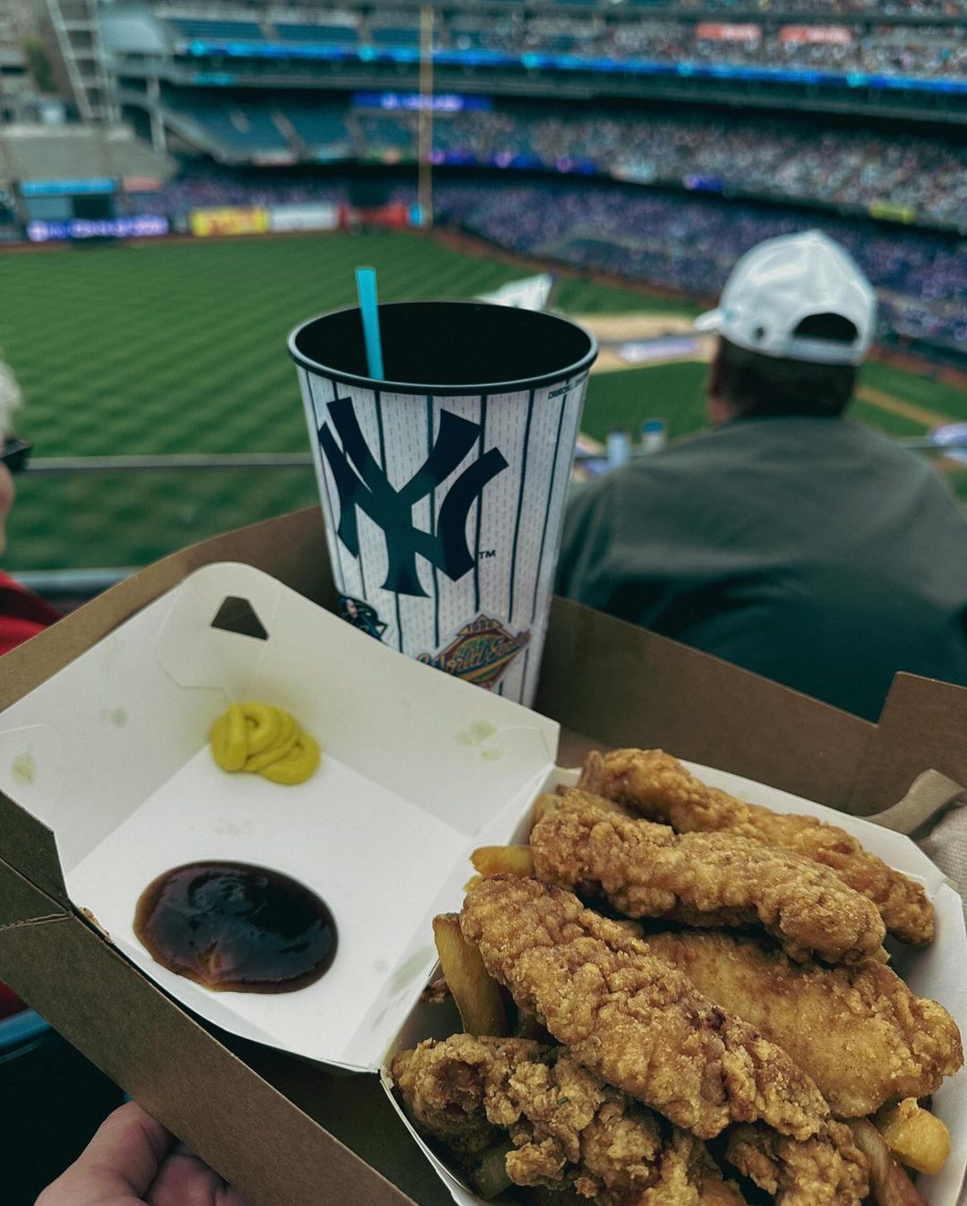 Luciana Gimenez comemora formatura de filho, Lucas Jagger - Reprodução / Instagram 