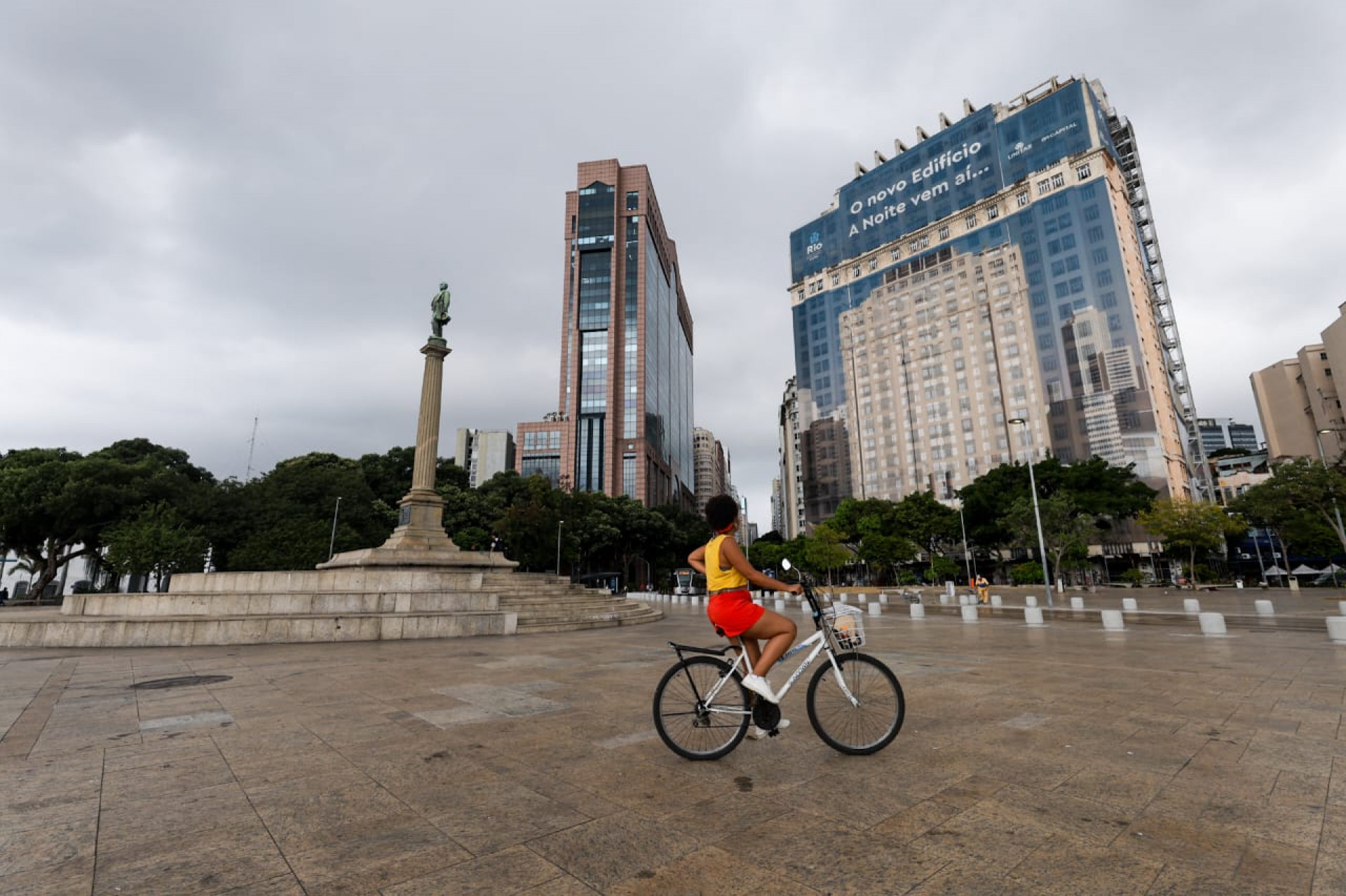 Cariocas aproveitam temperaturas amenas para se exercitar no Boulevard Olímpico, no Centro do Rio - Renan Areias/Agência O Dia