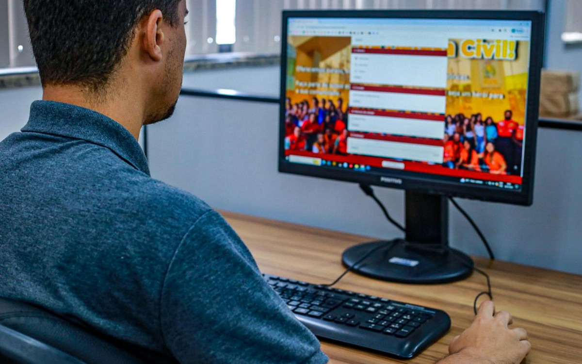 O cadastro para ser voluntário pode ser feito pela internet. Basta preencher o formulário no link e enviar