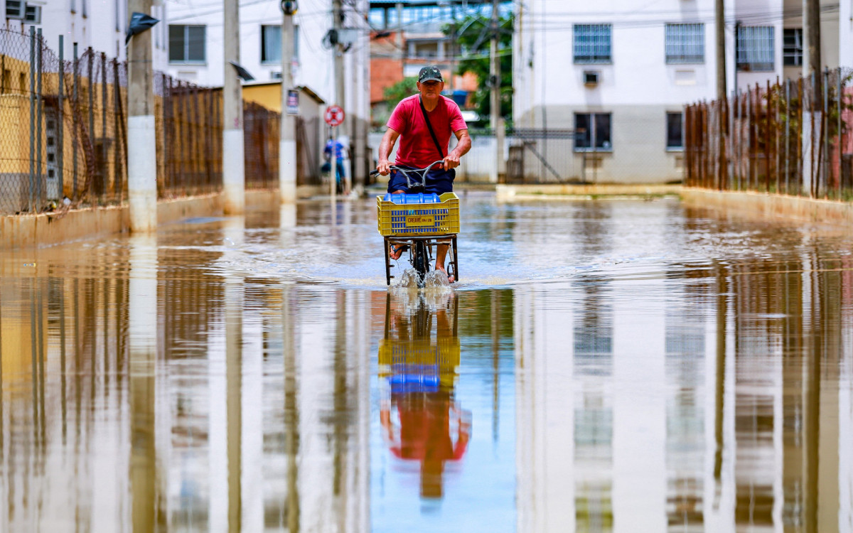 As chuvas do início do ano afetaram mais de 30 mil pessoas em diversos bairros de Belford Roxo
