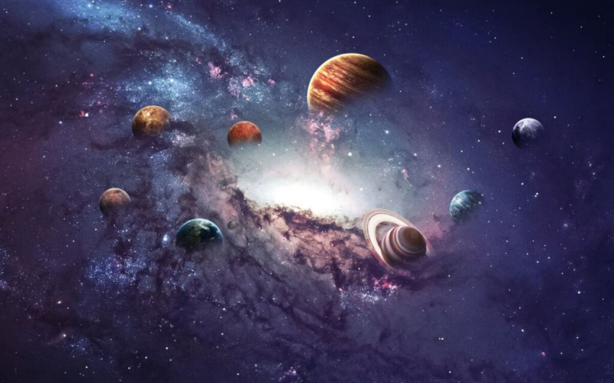 Astrologia ajuda a compreender a linguagem cósmica (Imagem: Vadim Sadovski | Shutterstock)