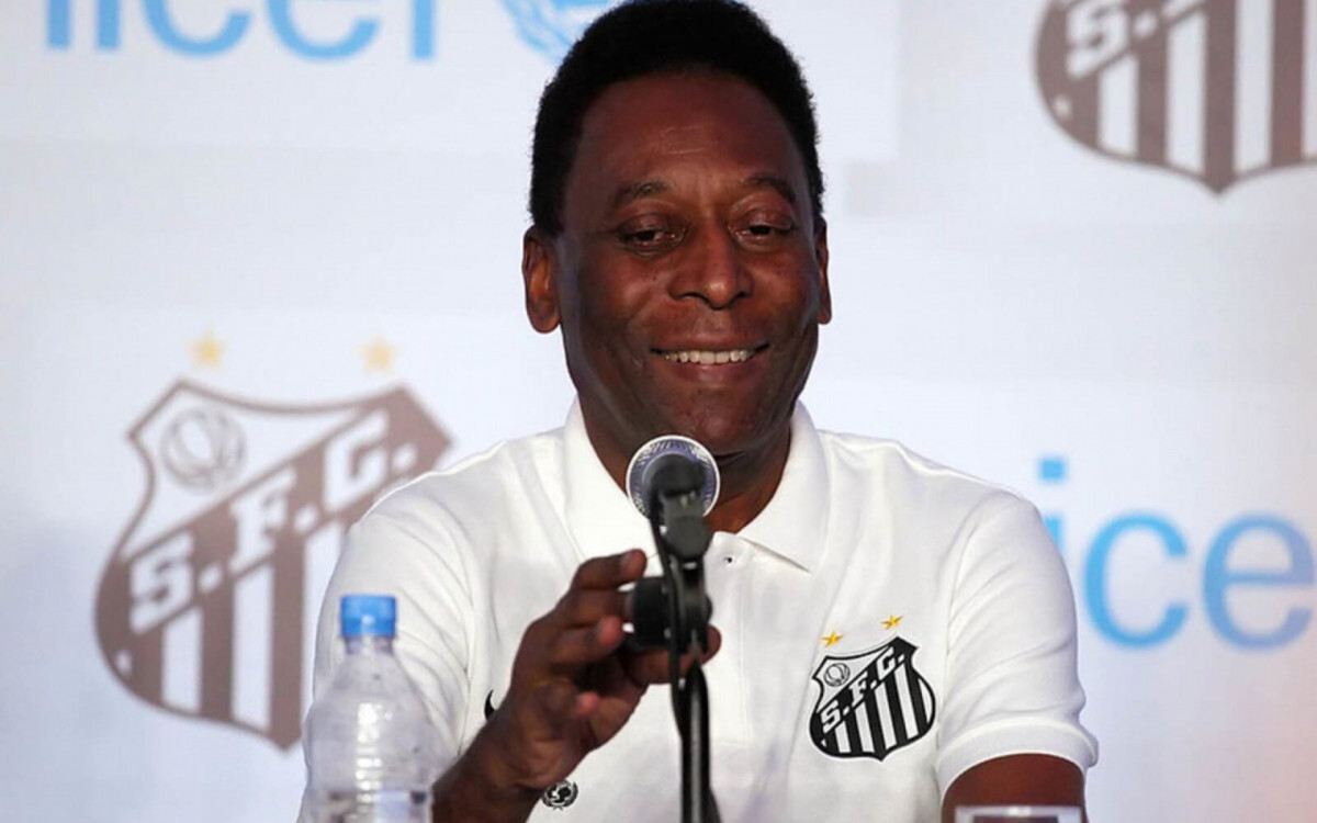 Brasileiros têm opinião diferente sobre Pelé