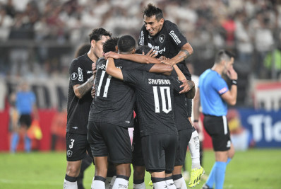 Botafogo derrota o Universitário e garante vaga nas oitavas de final da Libertadores