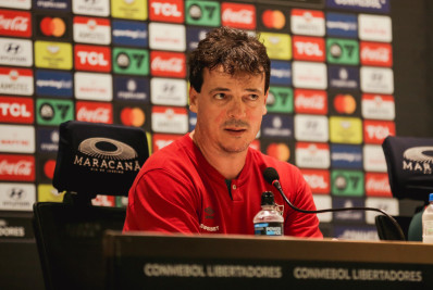 Diniz vê 'vitória soberana' do Fluminense e clama por apoio de torcedores: 'Vamos melhorar'