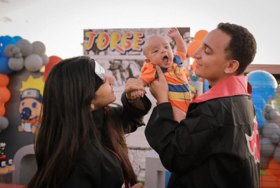João Gomes e Ary Mirelle celebram mesversário do filho com o tema Naruto