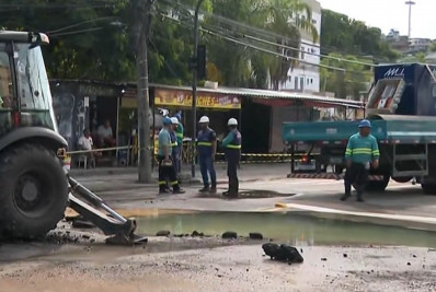 Após conclusão do reparo de vazamento, trecho da Estrada do Itararé permanece fechado