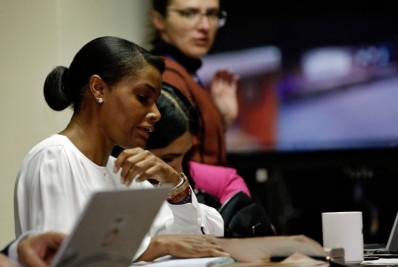 Congresso do Equador congela pedidos de impeachment à procuradora-geral por gravidez de risco