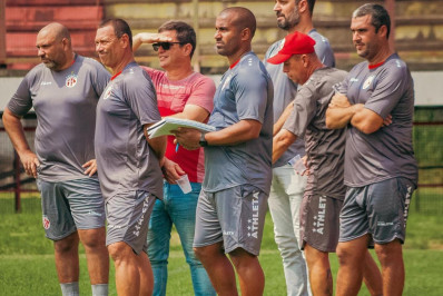 America demite treinador após sequência negativa na Série A2 do Carioca