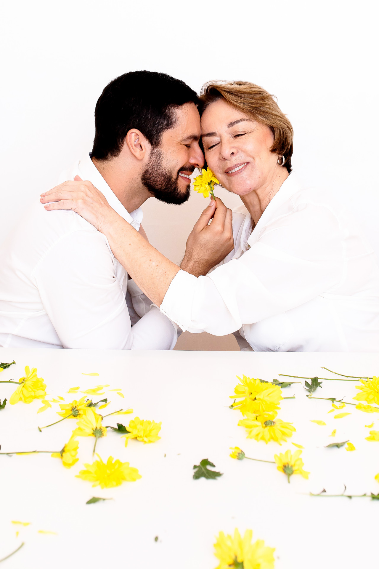 Rainer Cadete e Nívea Maria dividem os palcos na peça 'Norma' - Divulgação/ Leo Aversa