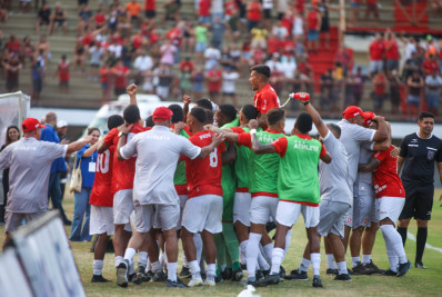 Em crise na A2 do Carioca, America anuncia saída de cinco jogadores