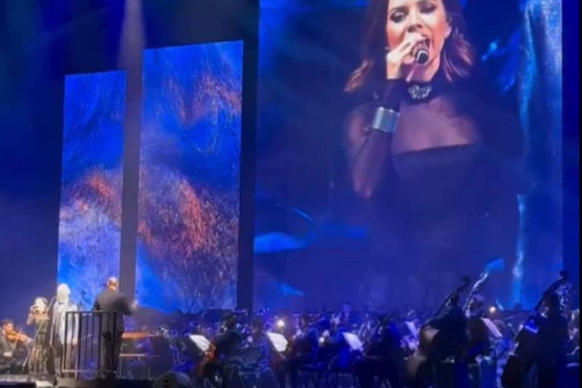 Sandy canta ao lado de Andrea Bocelli - Reprodução / X