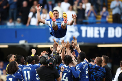 Thiago Silva agradece despedida no Chelsea e se declara: 'Amo todos vocês'