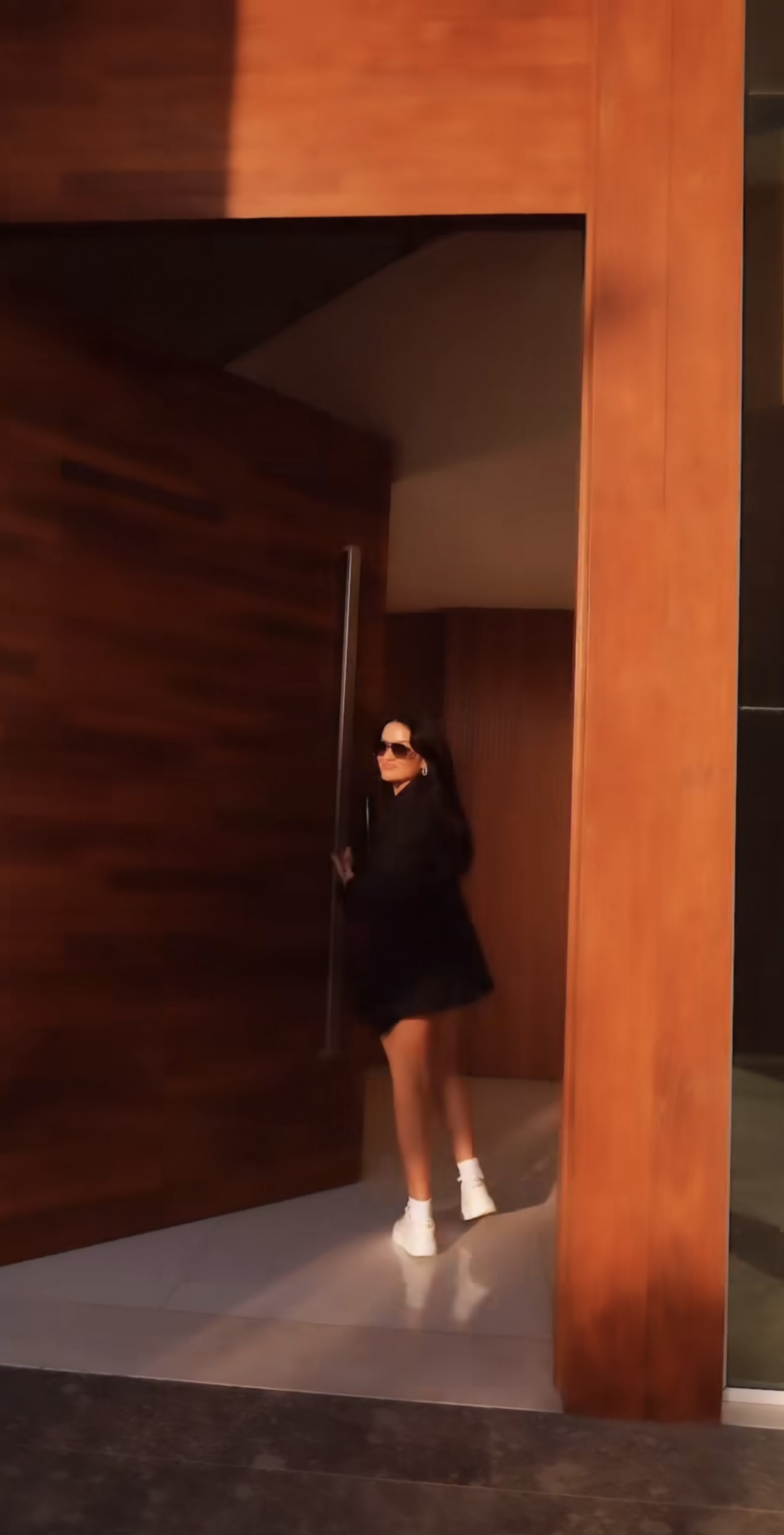 Juliette faz tour por nova mansão e impressiona seguidores - Reprodução