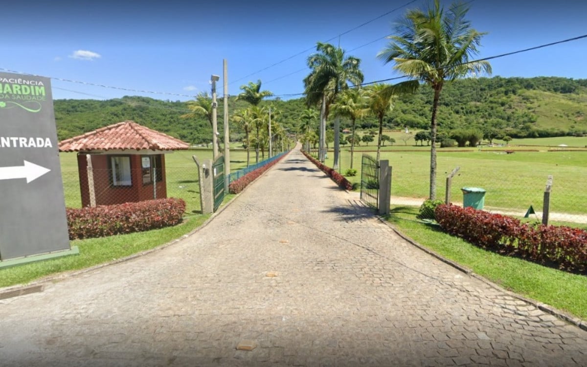 Entrada do Cemitério Jardim da Saudade, em Paciência - Reprodução / Google Street View