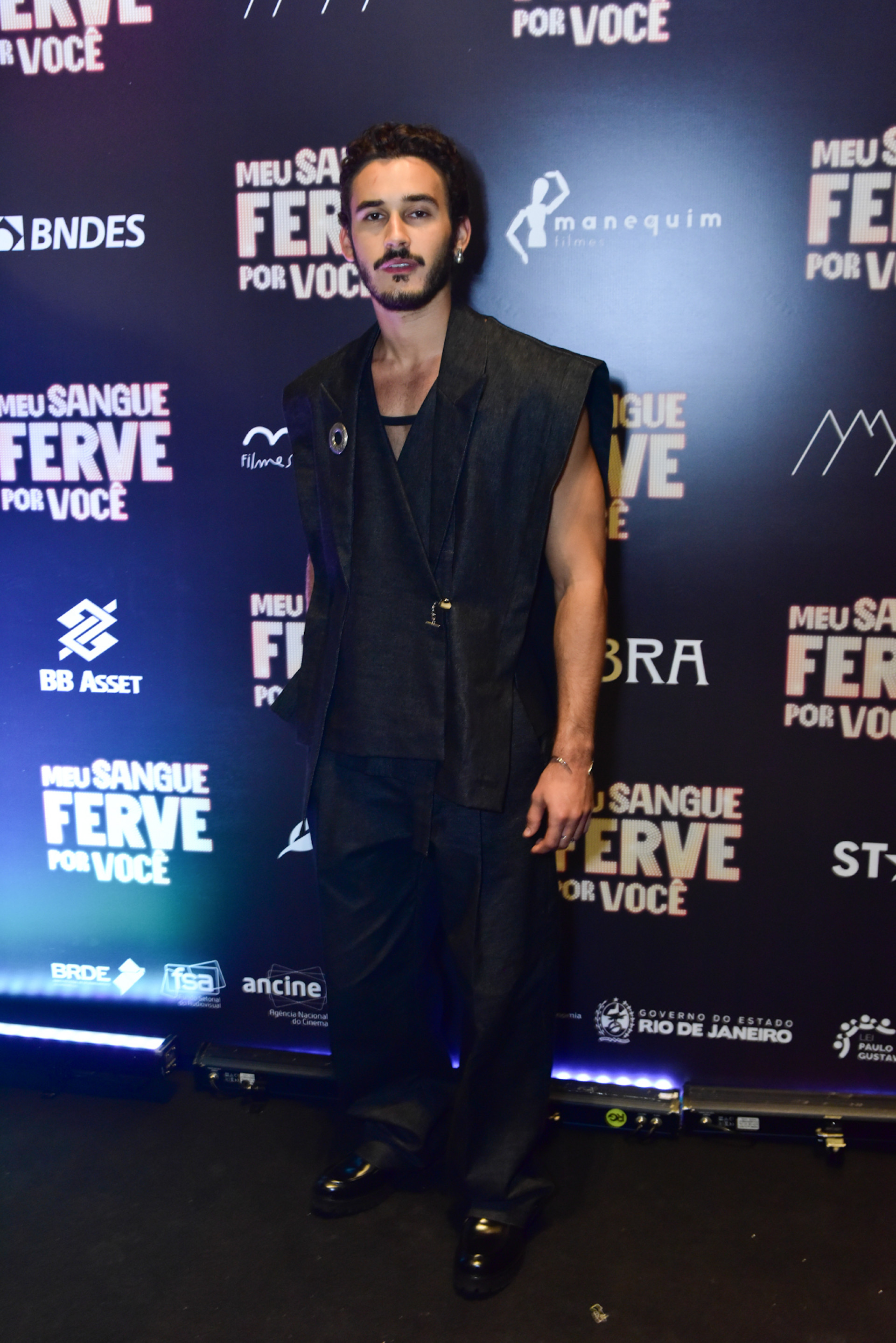 Filipe Bragança na pré-estreia de filme sobre Sidney Magal em SP - Leo Franco/ AgNews