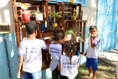 Escola Municipal de Quissamã recebe kit educativo de Educação Ambiental