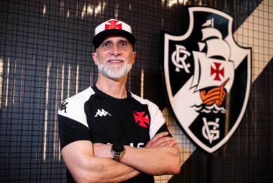 Vasco anuncia Álvaro Pacheco como novo treinador