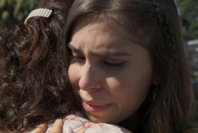 Cena de Buba com os pais em 'Renascer' bomba na web: 'Necessária e forte'