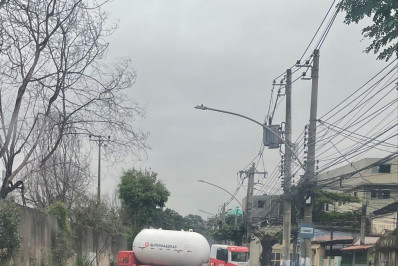 Tiroteio no Complexo de Israel interrompe circulação de trens